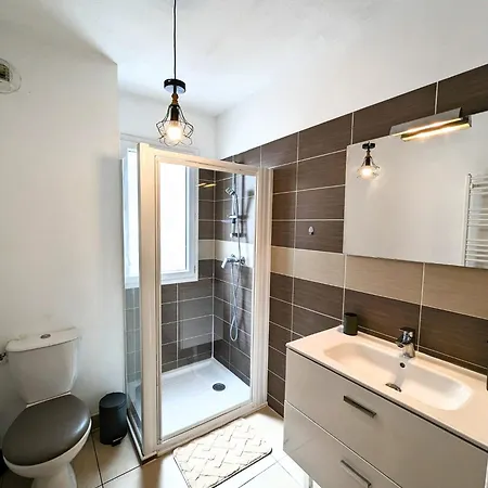 Vitrail Yourhosthelper Bayonne Exterior foto